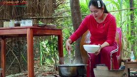 三姐妹的吃瓜场景视频,现场笑料连连