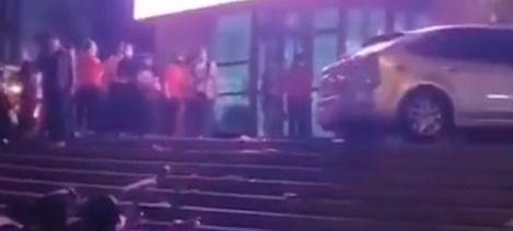 失控吃瓜路人视频,一场意外引发的全民围观