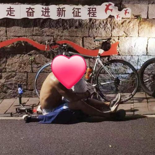 失控吃瓜路人视频,一场意外引发的全民围观