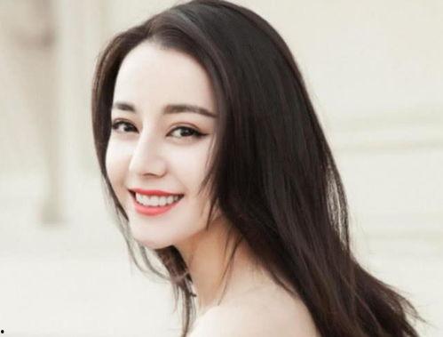 吃瓜网红帕尔维娜视频,揭秘网红幕后生活