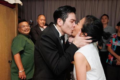 周杰伦吃瓜现场视频播放,趣味瞬间引网友热议