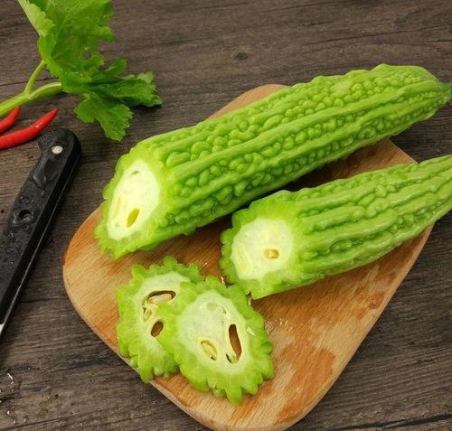 瓜烂一点可以吃吗视频大全,揭秘“瓜烂一点可以吃吗”视频大全