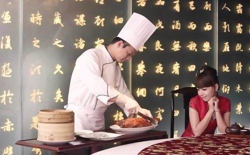 缅北小孩吃瓜视频播放,揭示当地生活现状