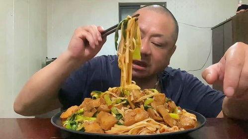 小新吃小呆瓜炒面视频大全,小呆瓜炒面视频大赏