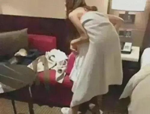 小潘女幼师吃瓜视频