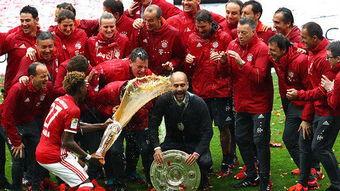 亚运会颁奖吃瓜视频,吃瓜群众捕捉精彩瞬间