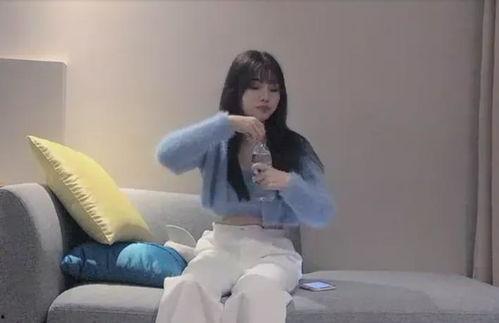 抖音网红吃葫芦瓜视频,趣味横生引网友热议