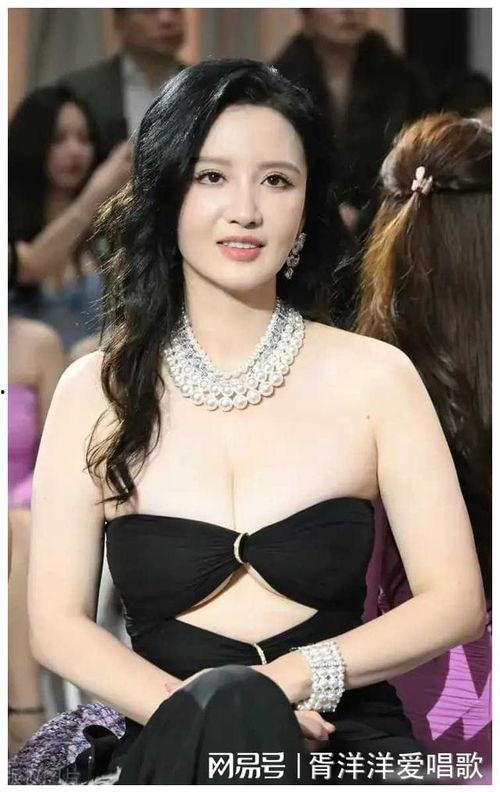 什么身材吃瓜好看呢视频,吃瓜姿势，谁才是最佳“瓜民”？