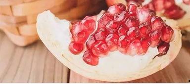 吃瓜吐籽正确方法视频,告别尴尬瞬间