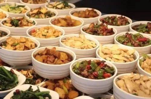 苏工院食堂吃瓜视频下载,校园生活趣味横生