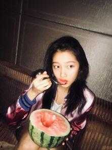 丫头晚上吃瓜视频,揭秘娱乐圈幕后真相